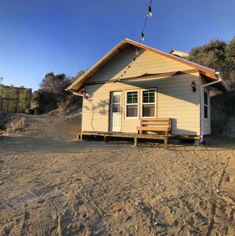 casa del arroyo vista desde el frente
